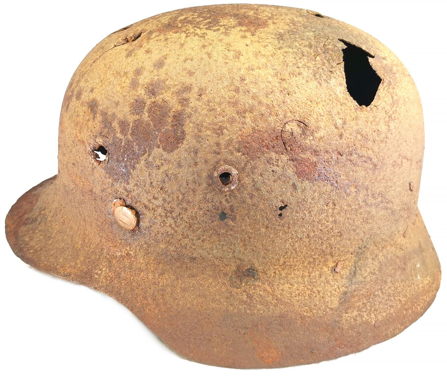 German helmet M35 / from Stalingrad