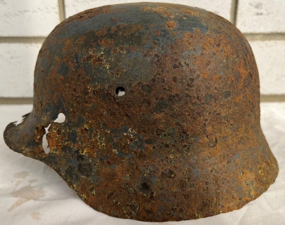German helmet M40 / from Stalingrad