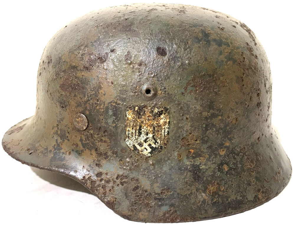 Wehrmacht helmet M35 DD / from Novgorod