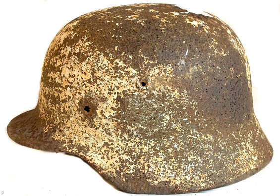 Winter camo German helmet M40 / from Demyansk pocket