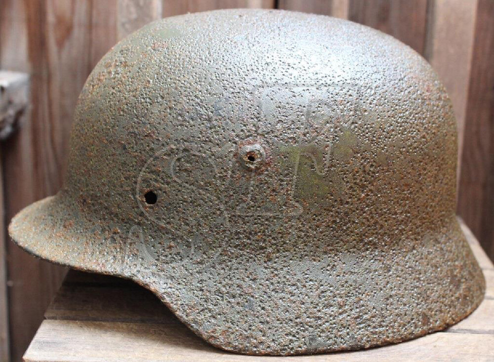 German helmet M35 / from Velikiye Luki