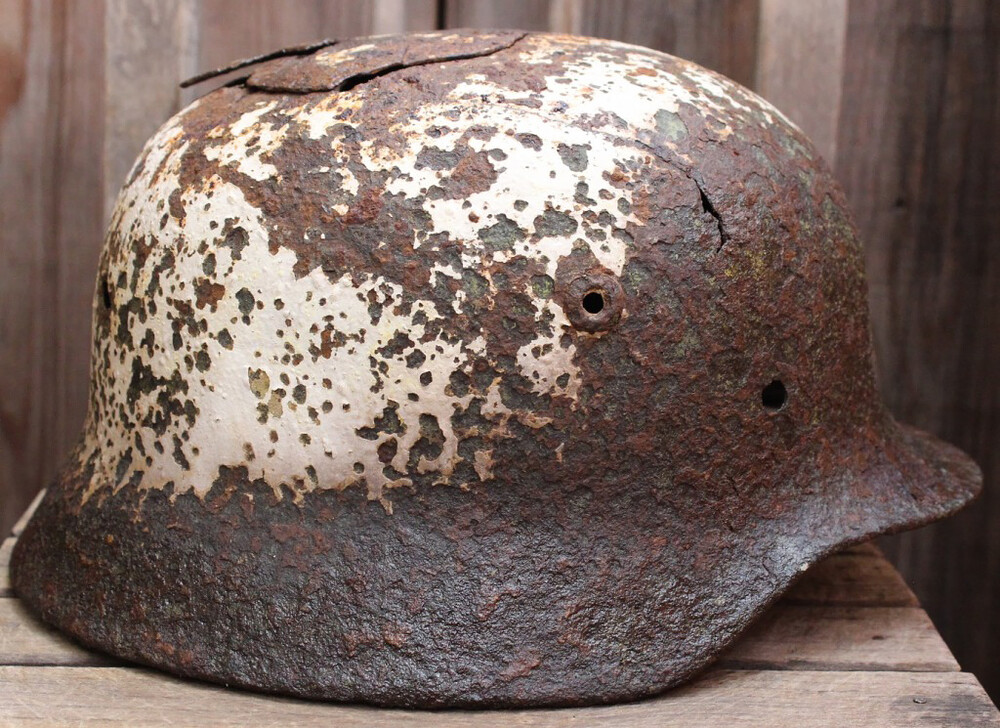Winter camo German helmet M40 / from Novgorod
