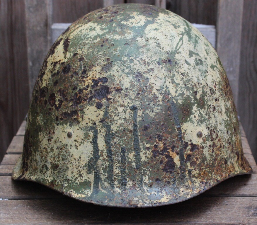 Winter camo Soviet helmet SSh40 / from Leningrad