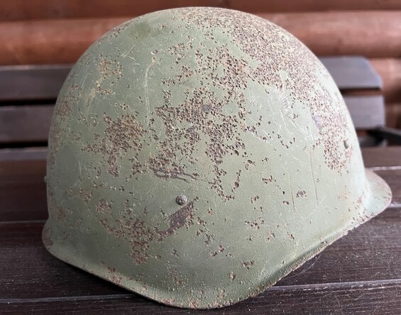Soviet helmet SSh40 / from Novgorod