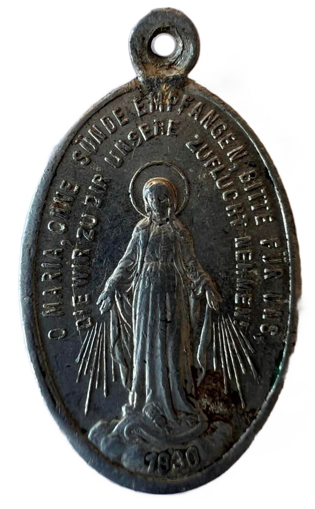 German catholic pendant / from Leningrad