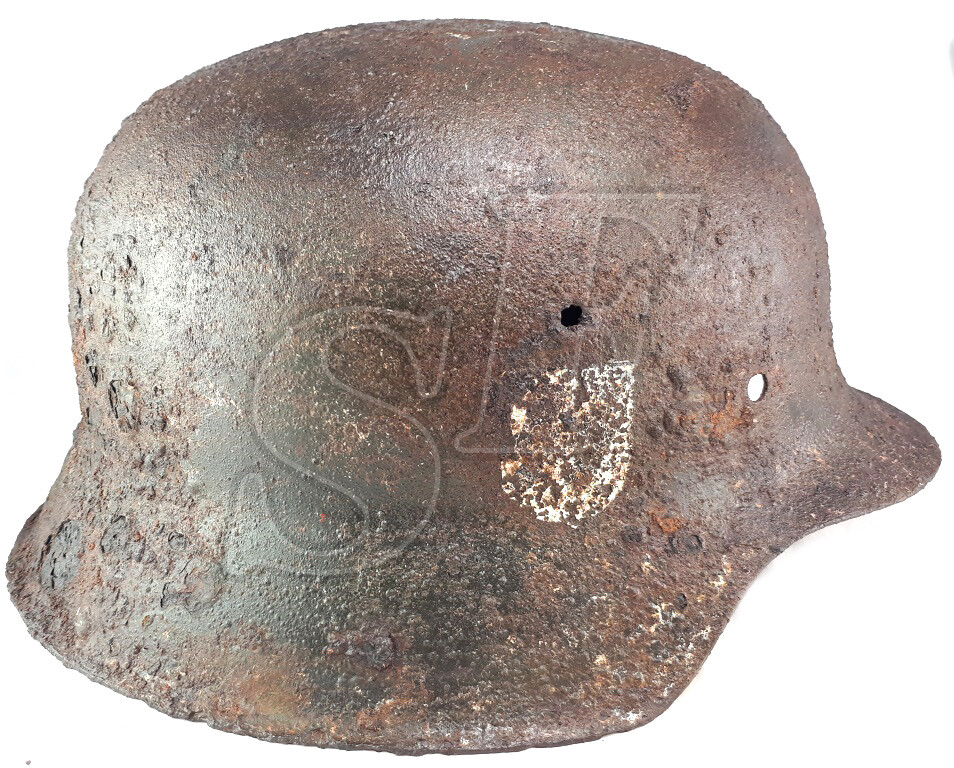 Waffen SS helmet M42 / from Kursk