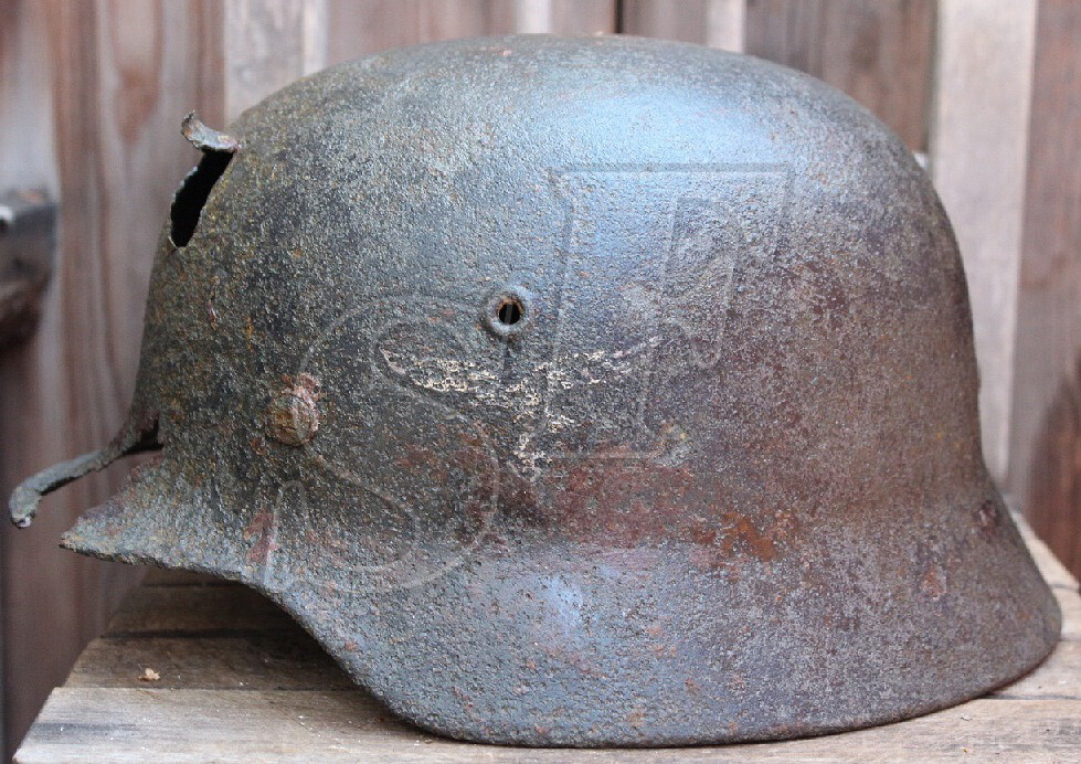 Helmet M40, Luftwaffe / from Rostov
