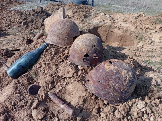Soviet helmet SSh40 / from Stalingrad