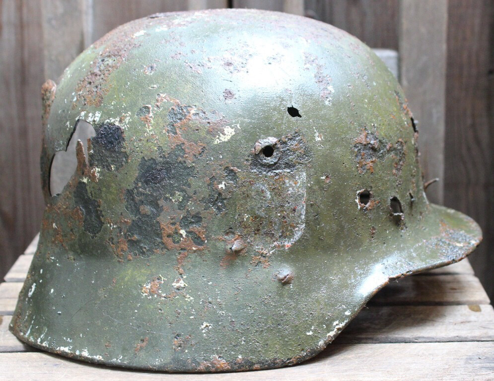 Wehrmacht helmet M35 DD / from Novgorod