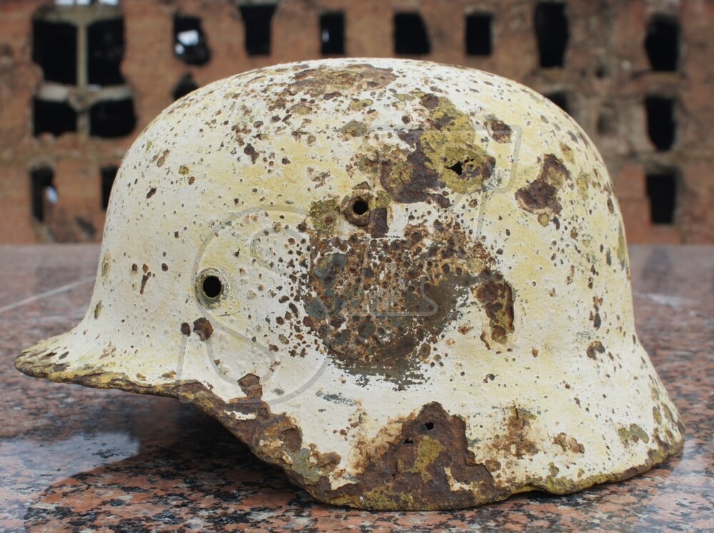 German helmet M35 / Spartanovka, Stalingrad