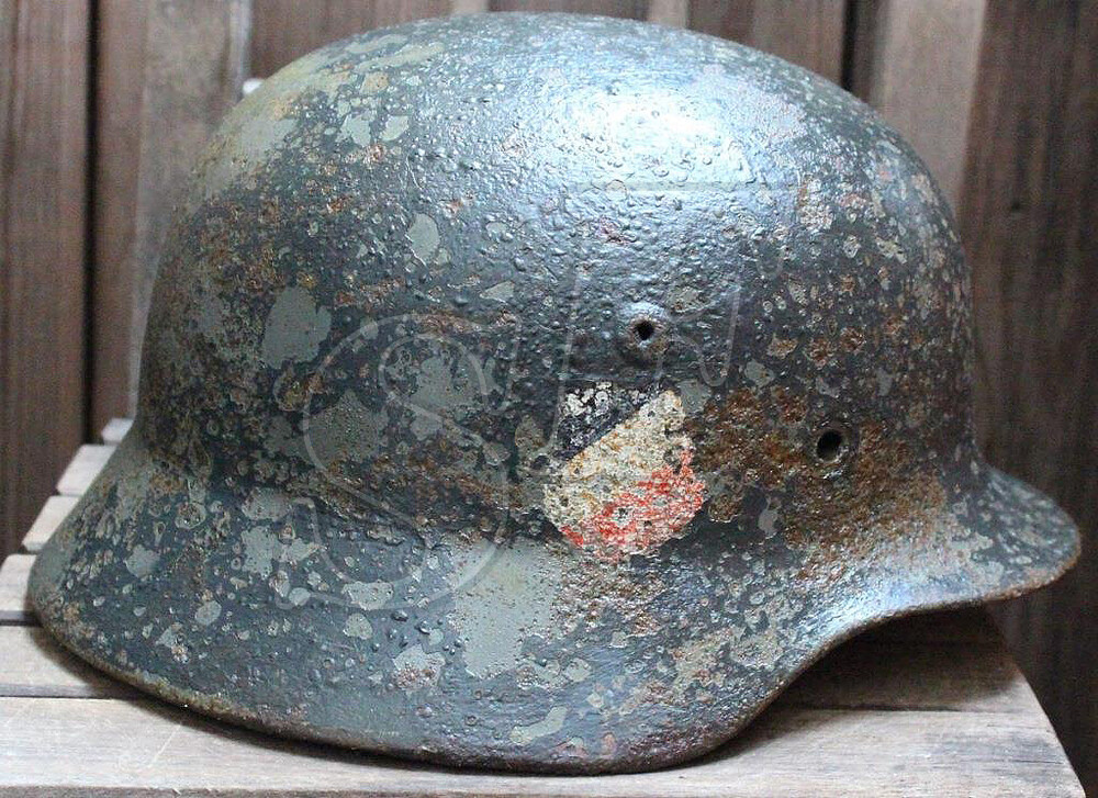 Wehrmacht helmet M35 DD / from Vyazma