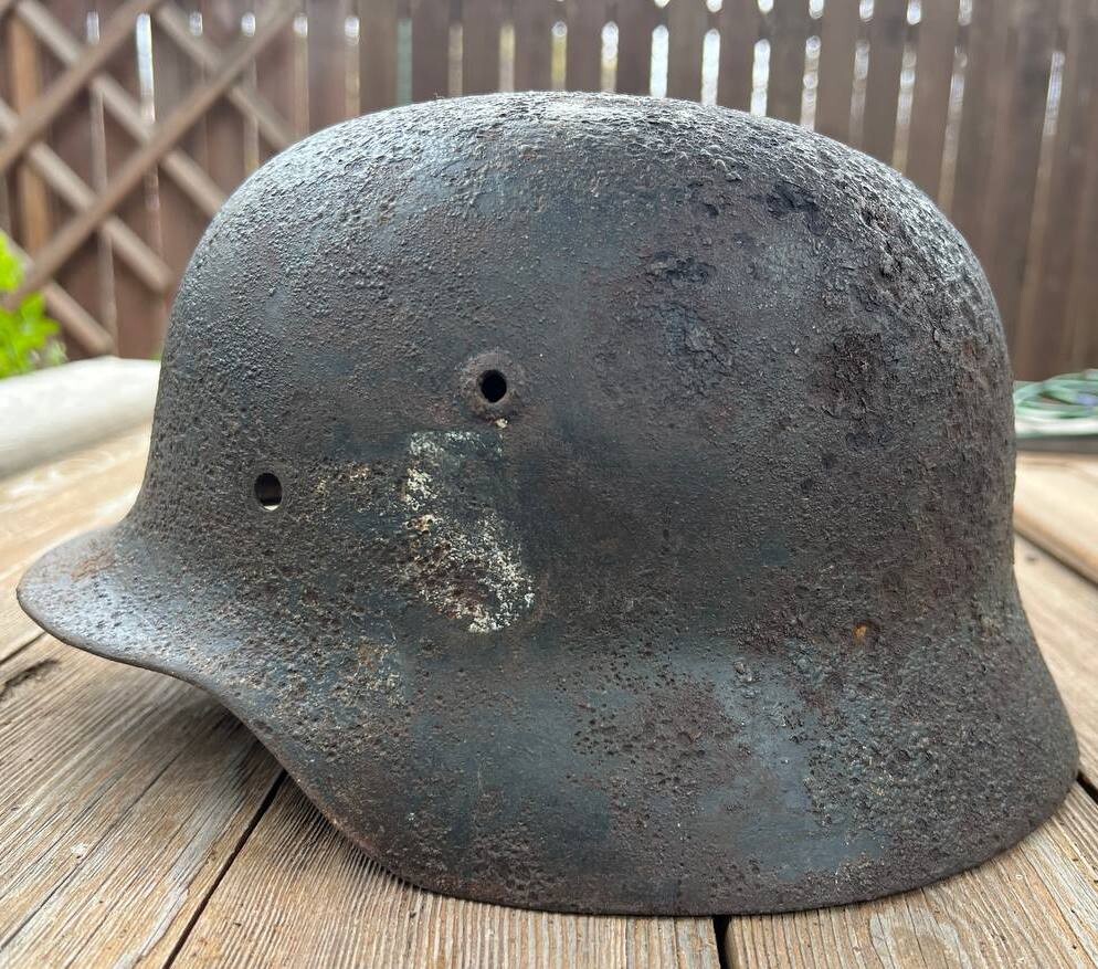 Wehrmacht helmet M35 DD / from Leningrad