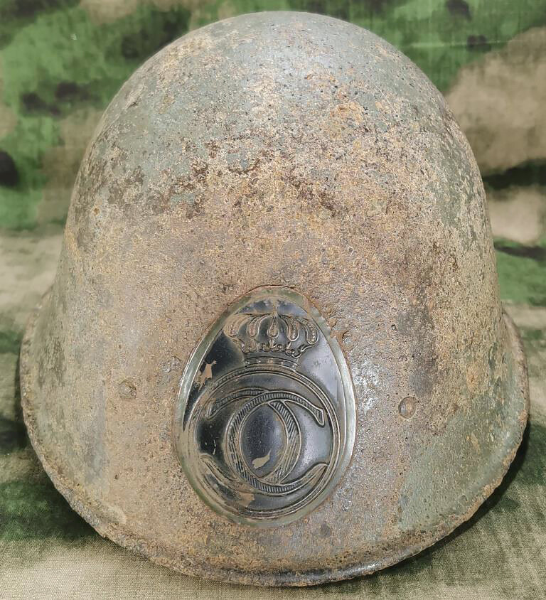 Romanian helmet / from Stalingrad
