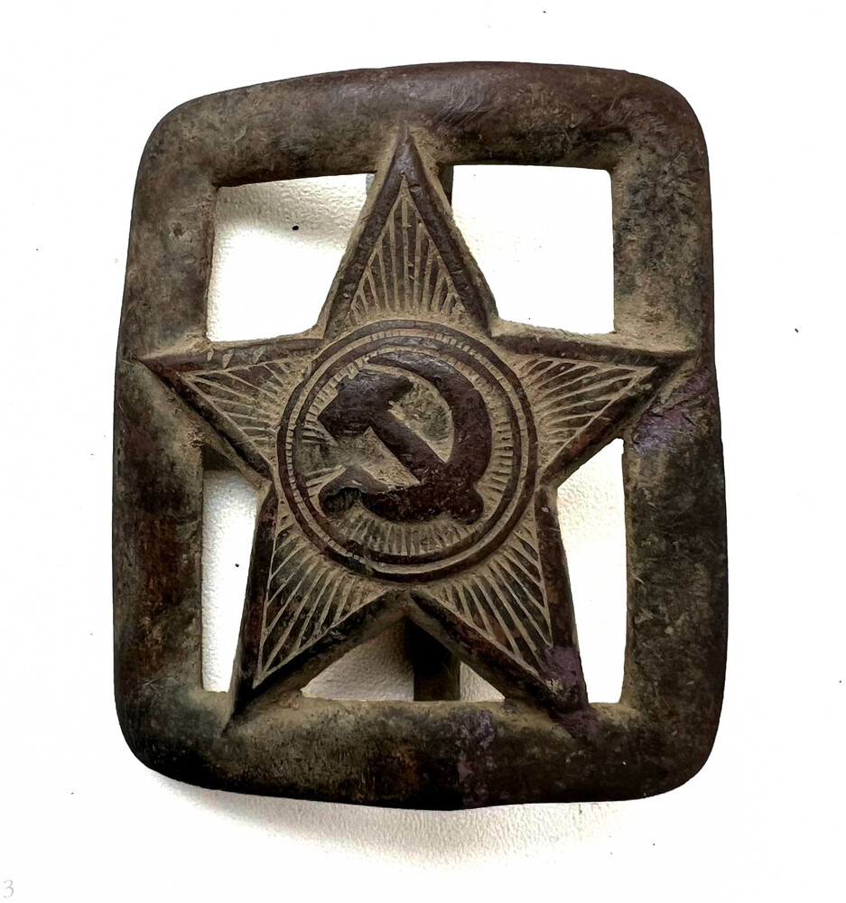 Soviet belt buckle / from Stalingrad