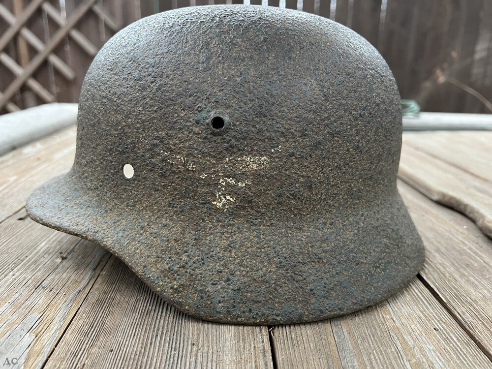 Luftwaffe helmet M35 / from Stalingrad