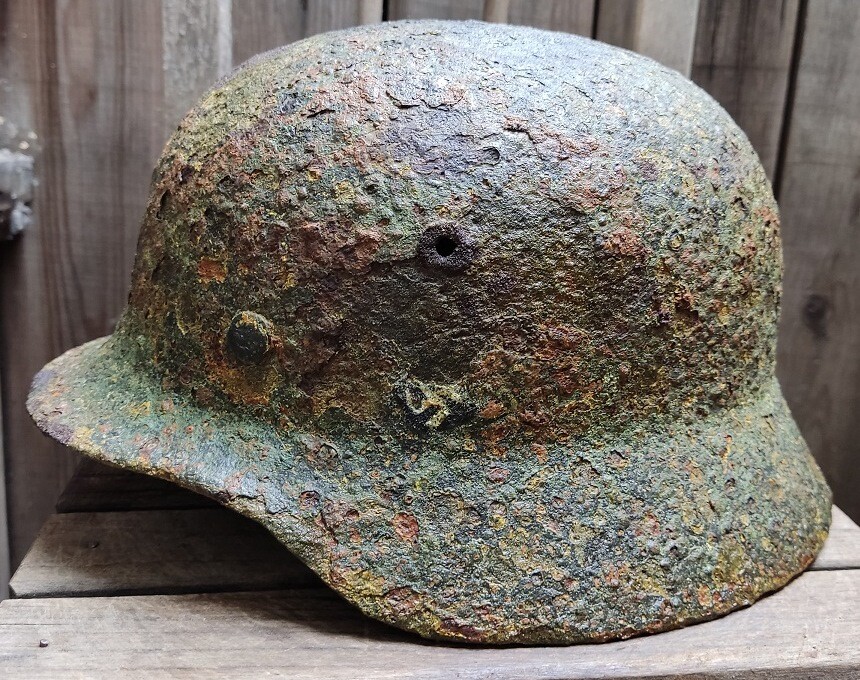 Wehrmacht helmet M40 / from Republic of Belarus