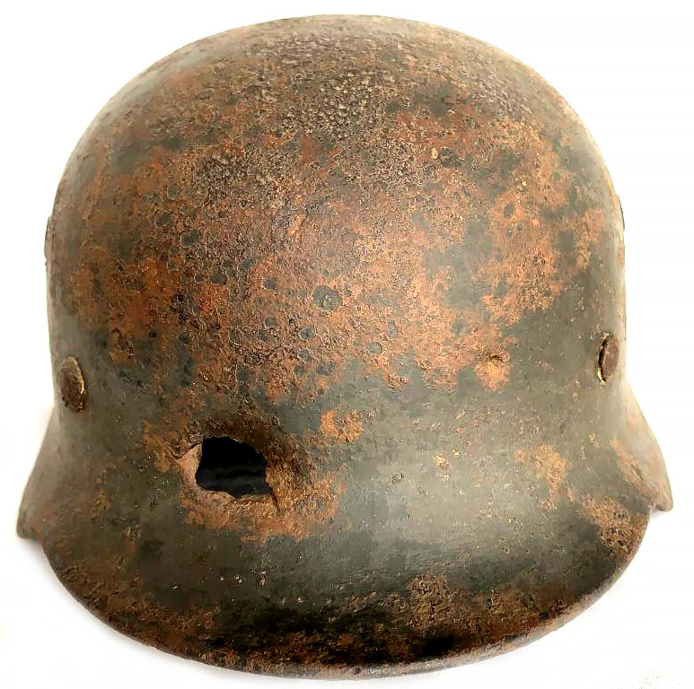 German helmet M40 / from Stalingrad