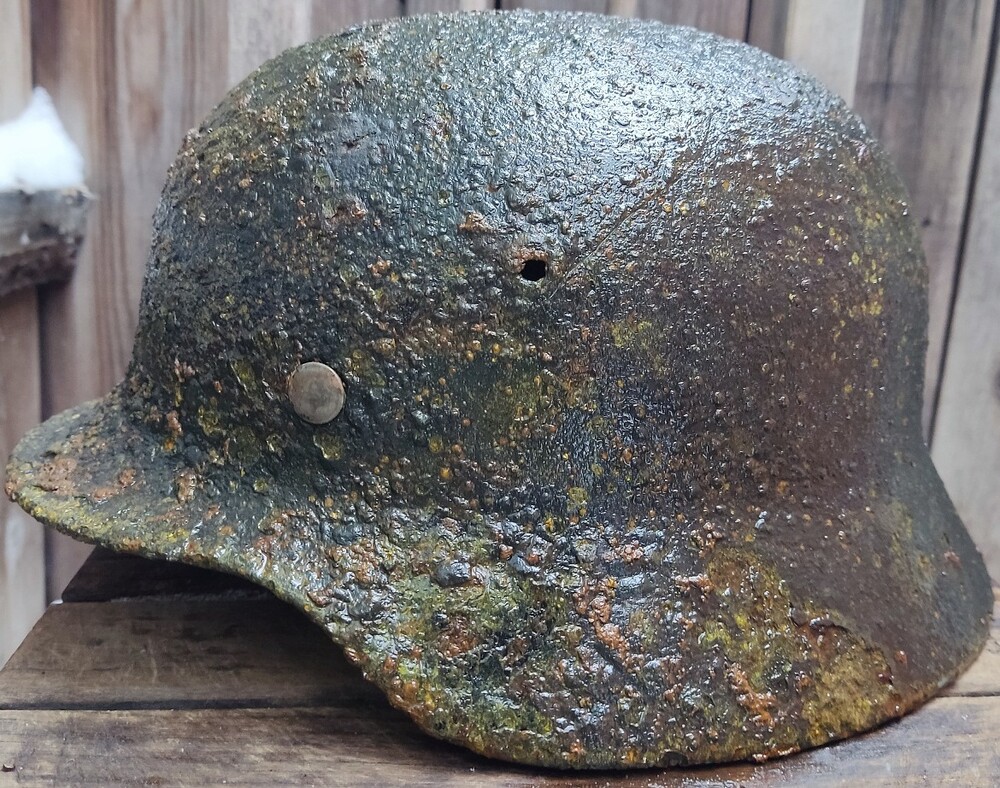 German helmet M35 / from Novgorod