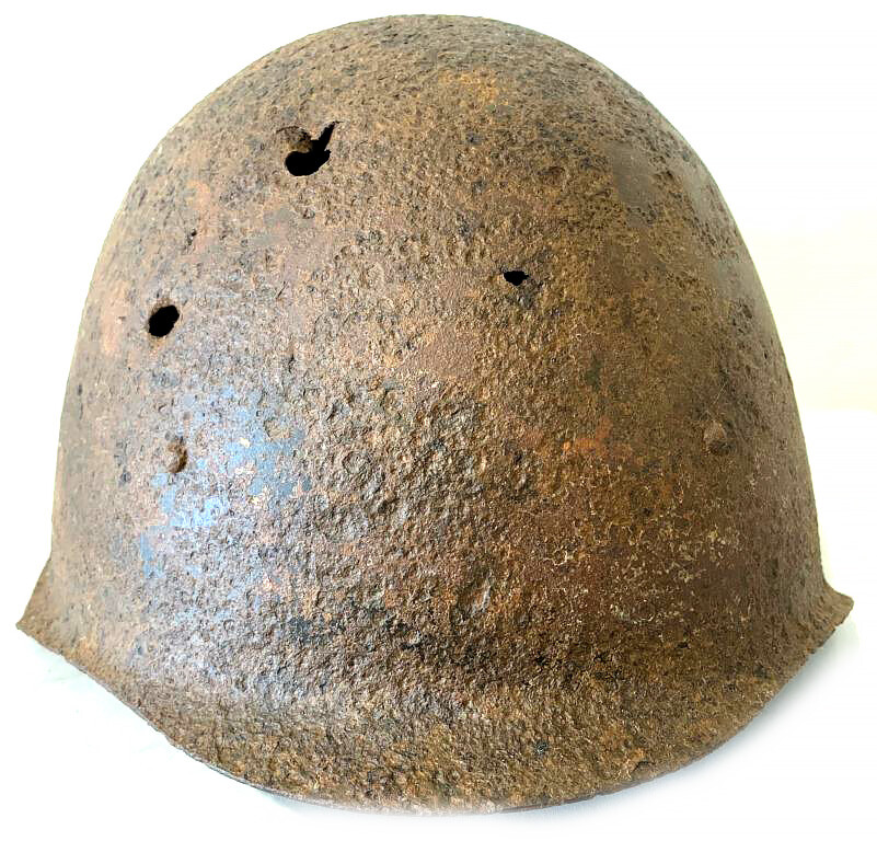 Soviet helmet SSh40 / from Stalingrad