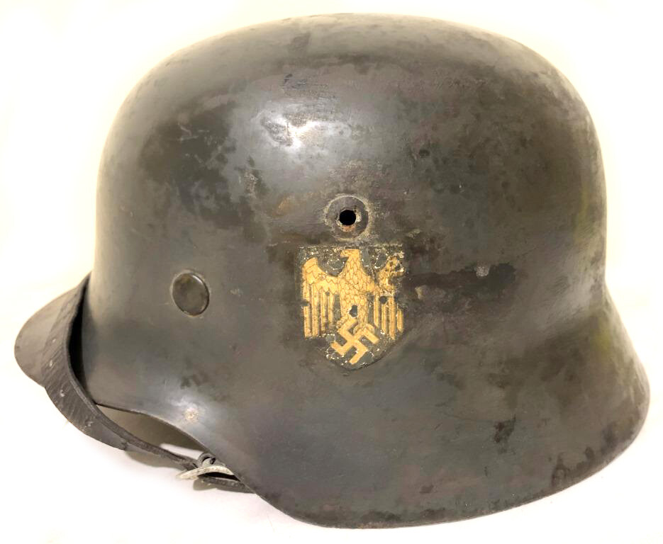 Wehrmacht helmet M35 / from Velikiy Novgorod