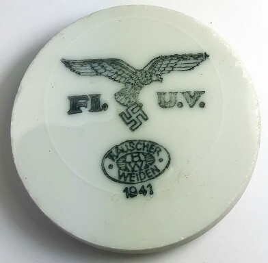 Refrigerator magnet from the dishes of the Deutsches Reich