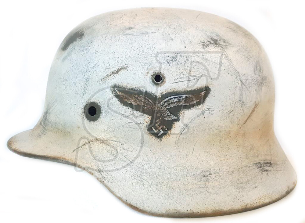 German helmet Luftwaffe / Restoration