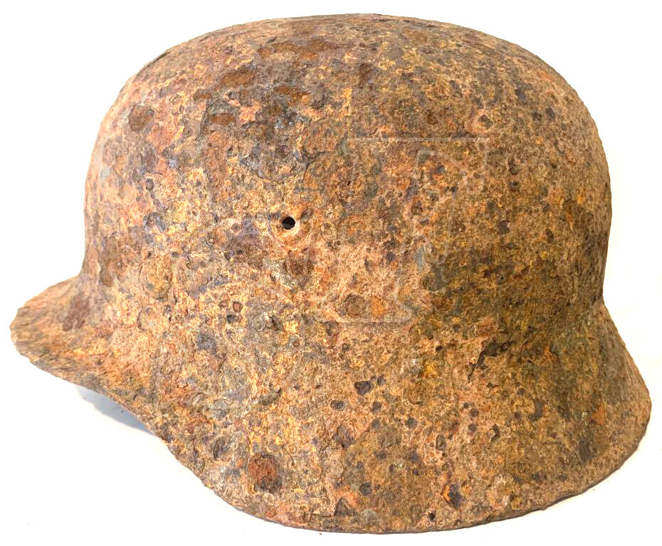 German helmet M40 / from Stalingrad