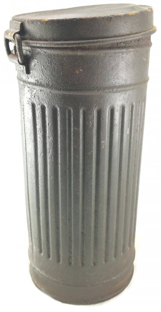 Gas mask canister / from Konigsberg
