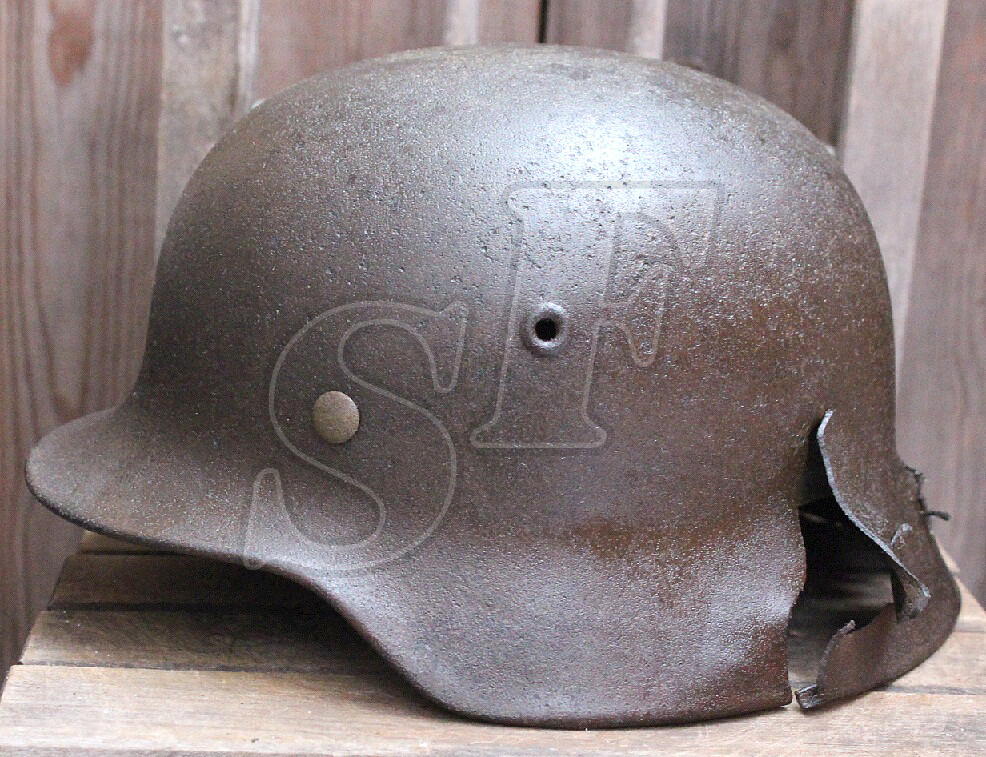 German helmet M40 / from Stalingrad