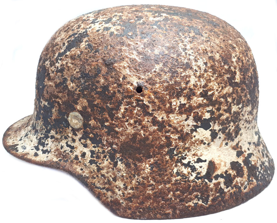 German winter camo helmet M40 / from Stalingrad