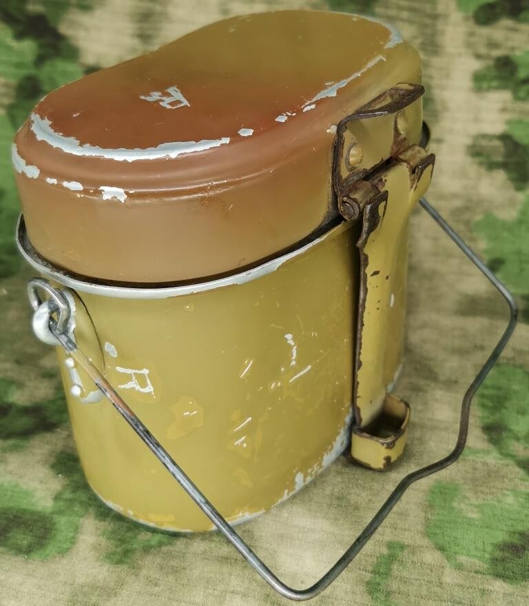 German Mess tin MN42 / from Leningrad