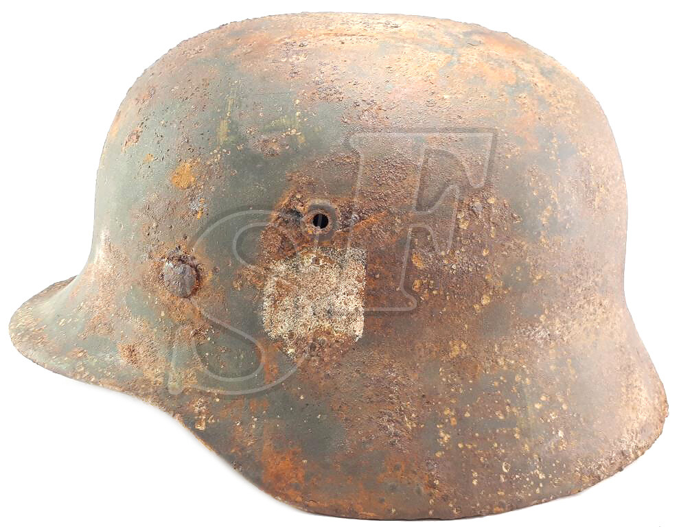 Wehrmacht helmet М40 / from Stalingrad