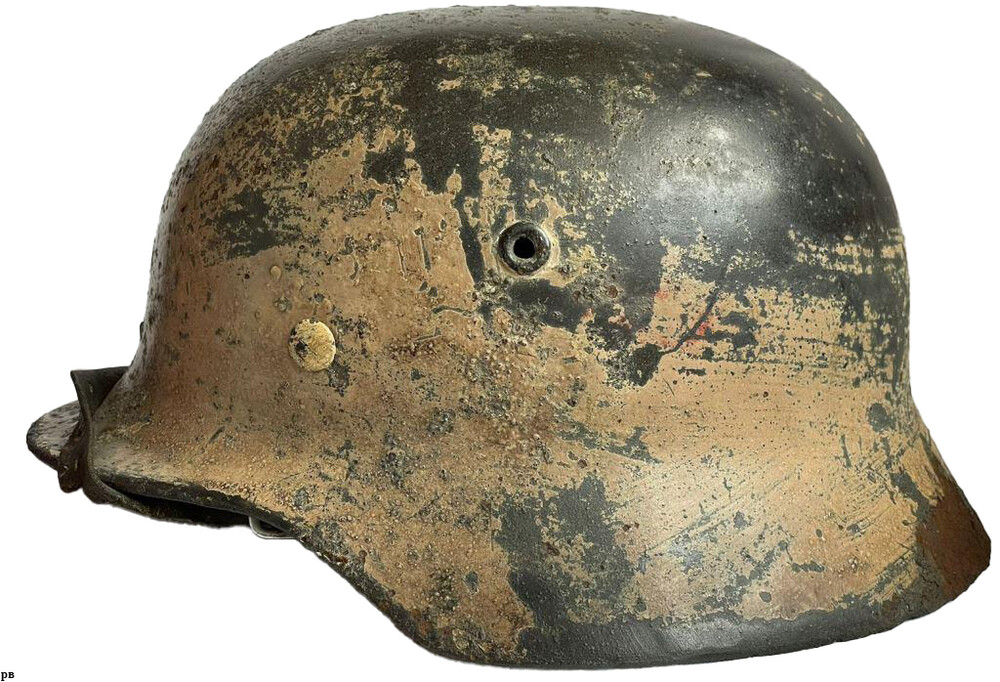 Winter camo German helmet M40 / from Karelia
