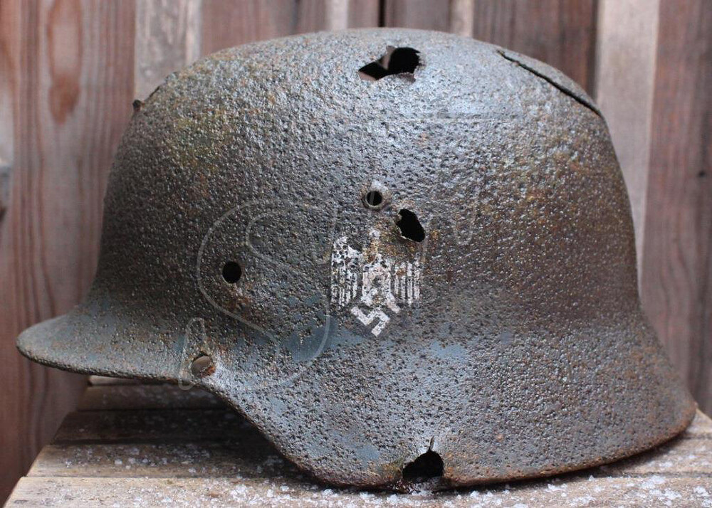 Helmet M35, Wehrmacht / from Smolensk