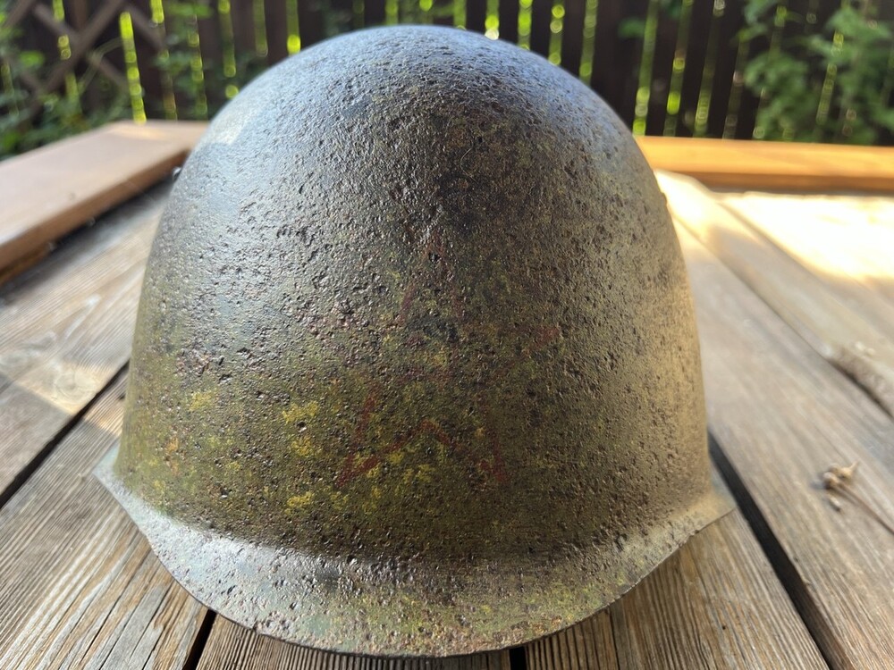 Soviet helmet SSh39 / from Stalingrad