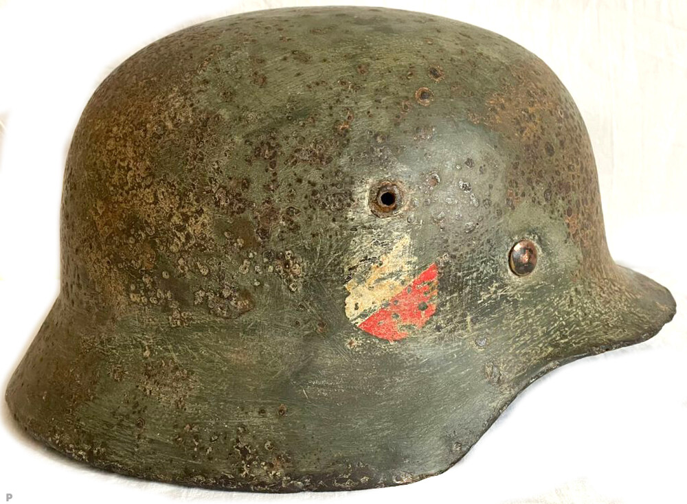 Wehrmacht helmet M35 DD / from Rzhev