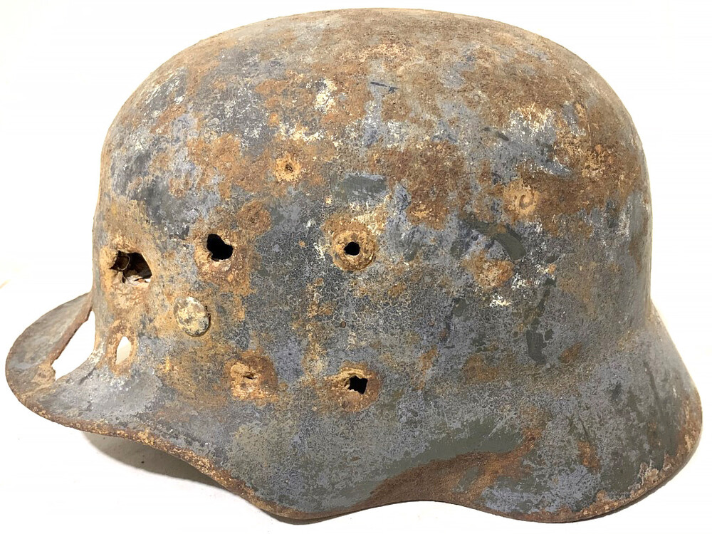 German helmet M35 / from Stalingrad