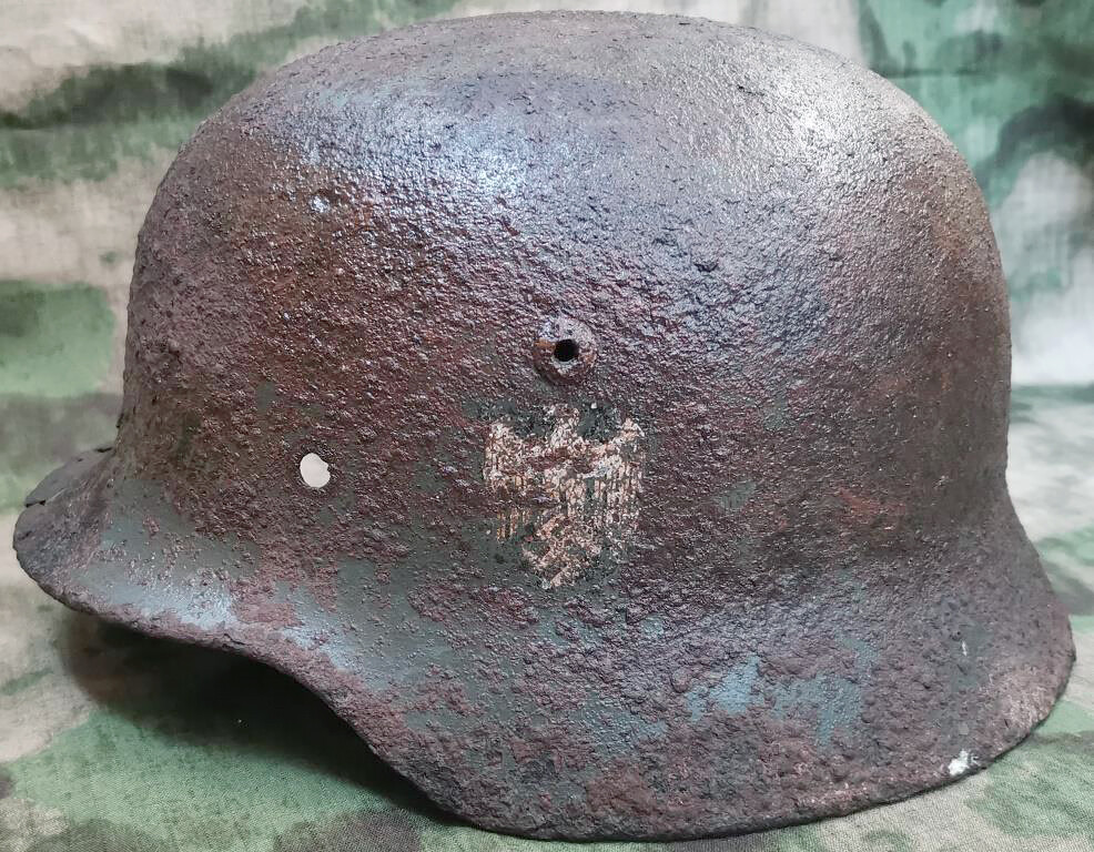 Wehrmacht helmet M35 DD / from Stalingrad