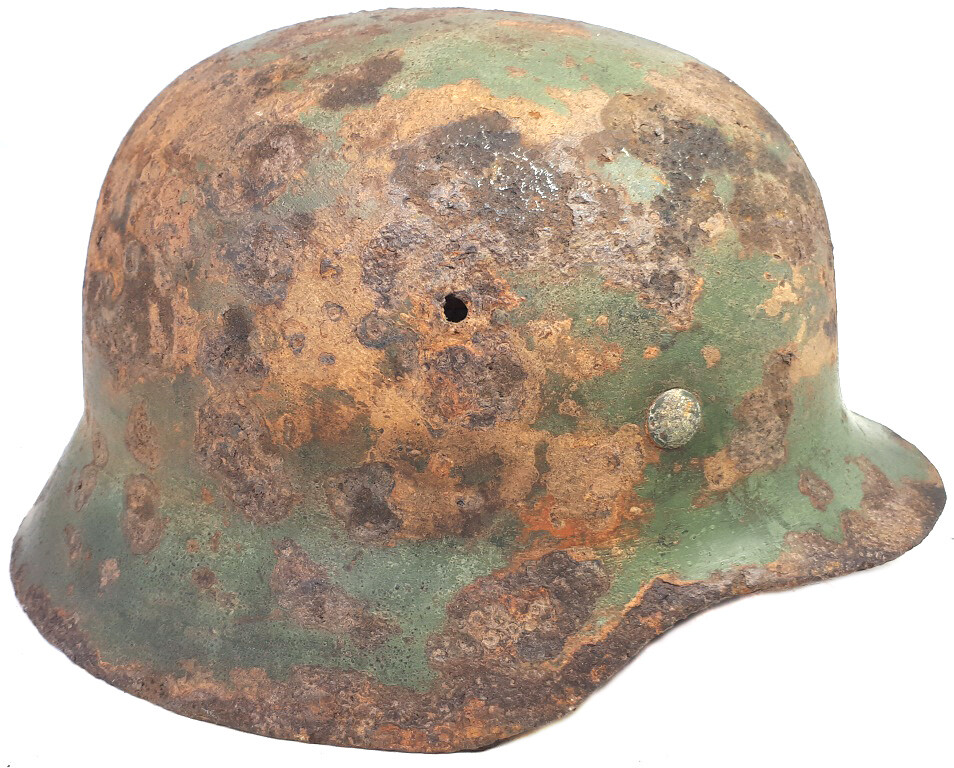 German helmet M35 / from Stalingrad