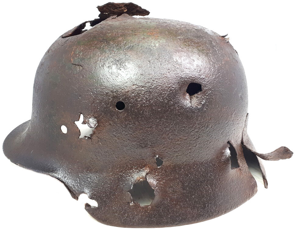German helmet M35 / from Stalingrad