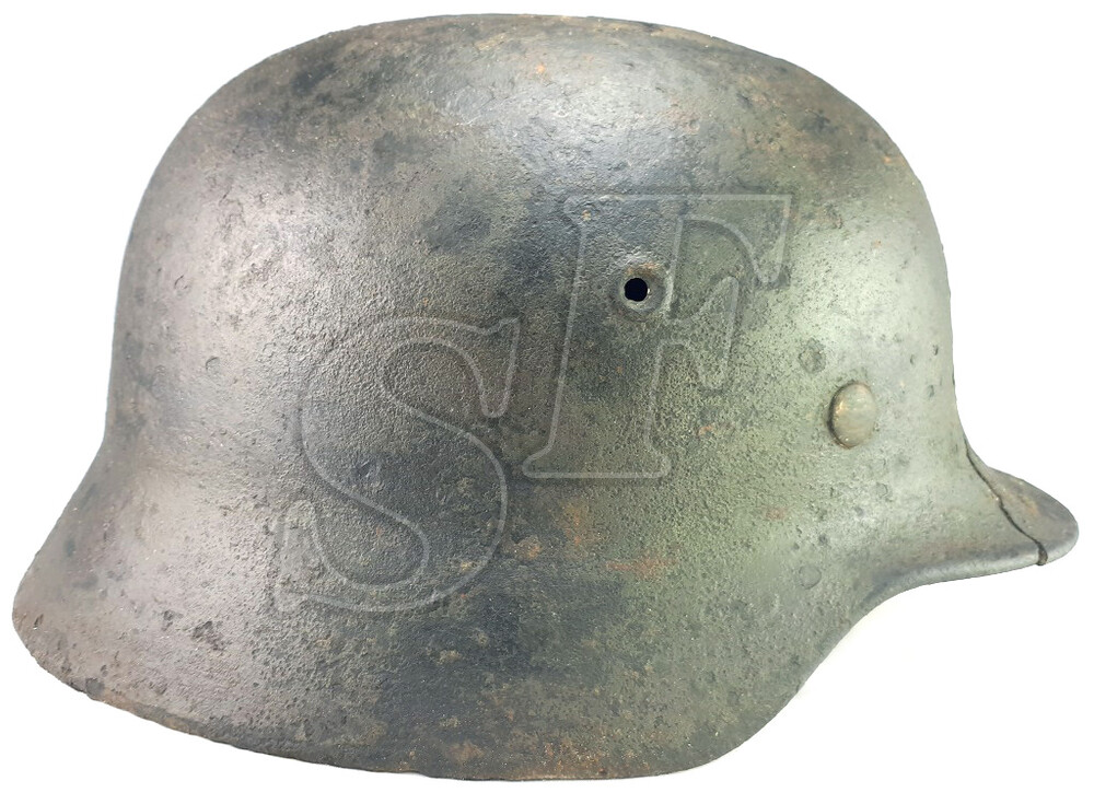 German helmet M40 / from Stalingrad