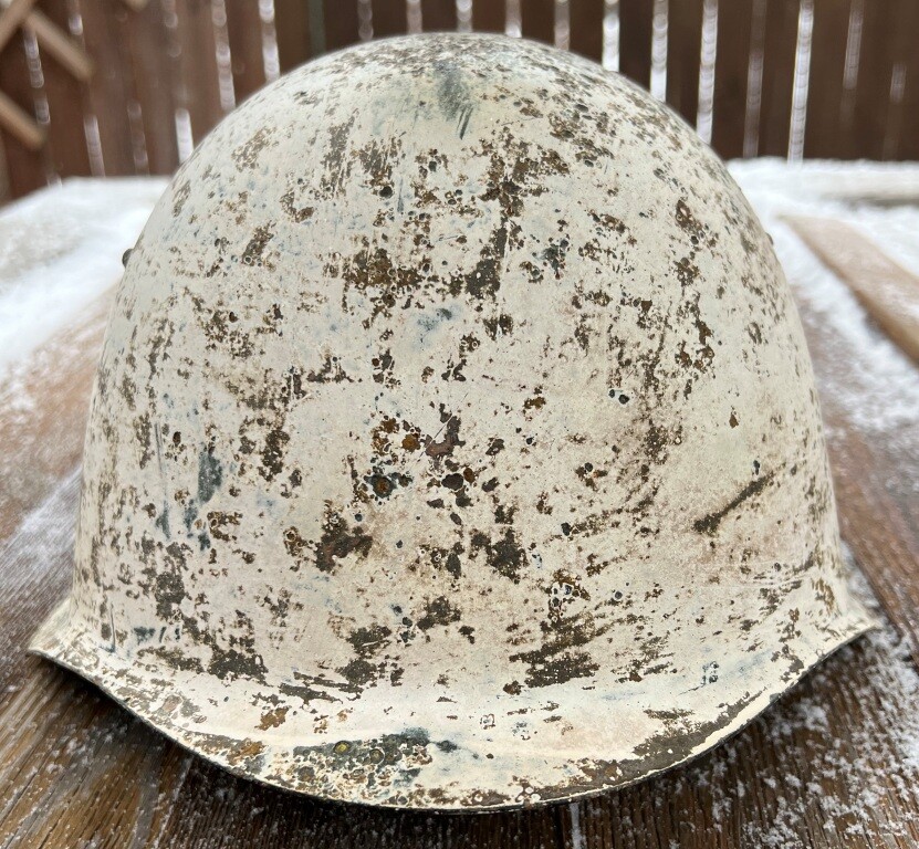 Winter camo Soviet helmet SSh39 / from Stalingrad