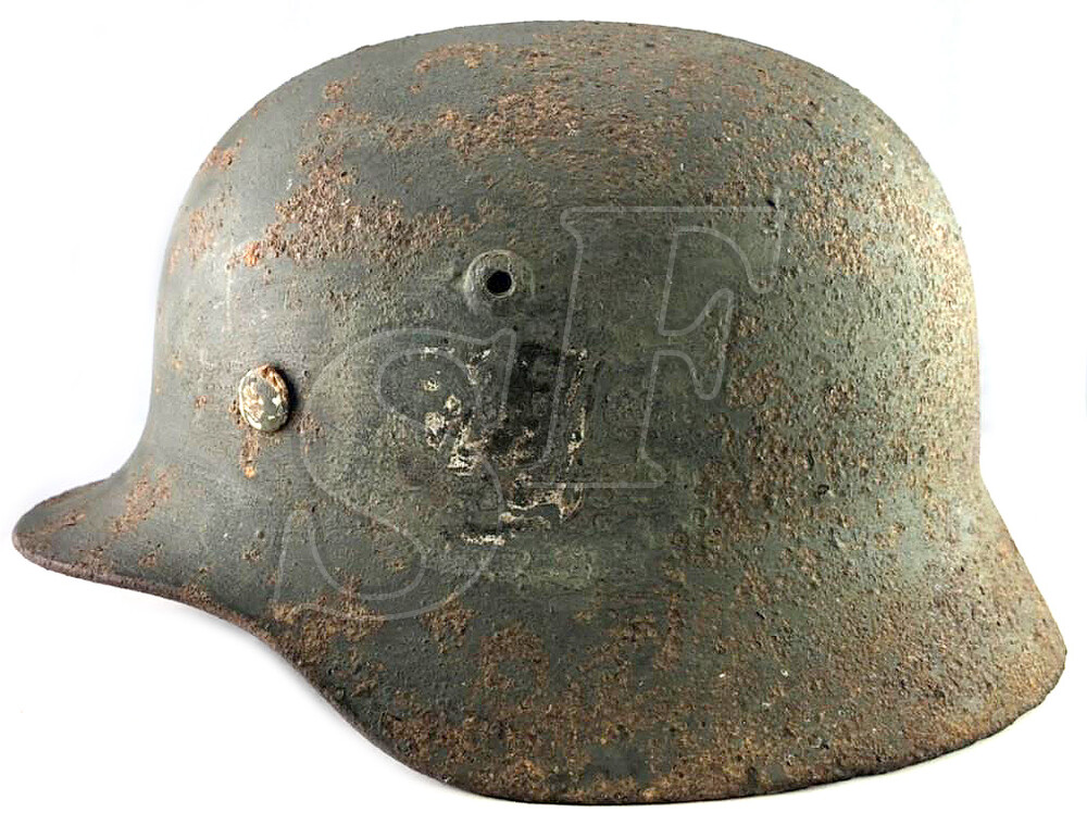 German helmet M40 / from Stalingrad