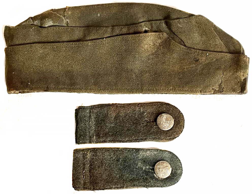 German Side cap + epaulets / from Stalingrad
