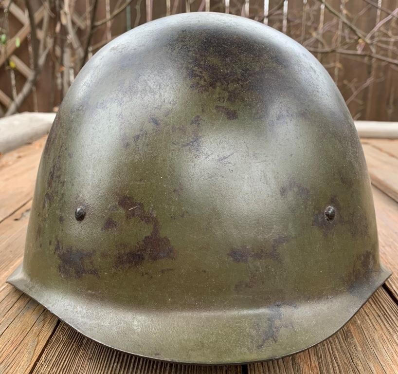 Soviet helmet SSh40 / from Novgorod