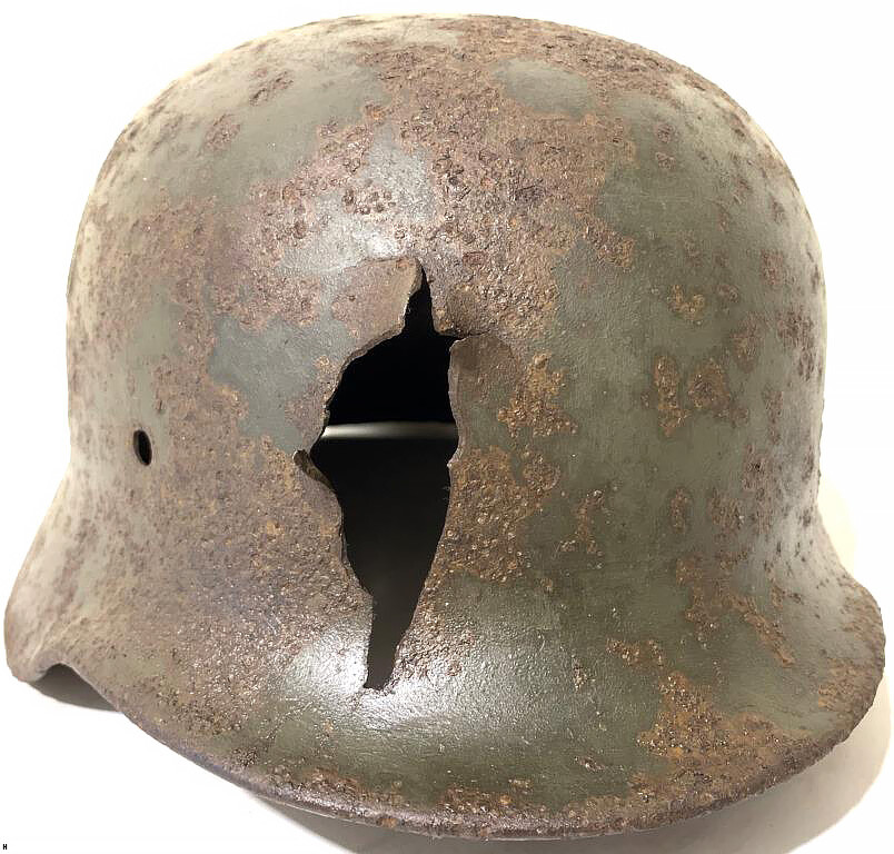 German helmet M40 / from Kursk
