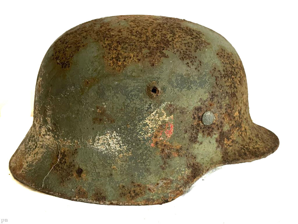 Wehrmacht helmet M35 / from Kursk