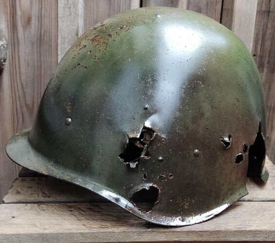 Soviet helmet SSh40 / from Karelia
