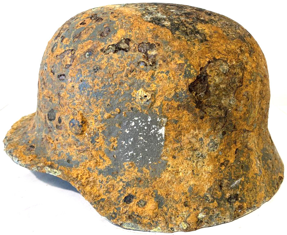 German helmet M35 / from Demyansk