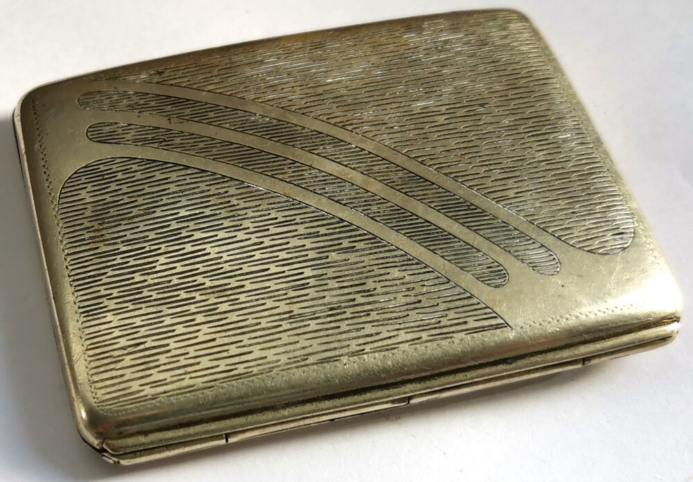 Cigarette case